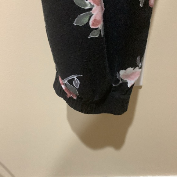 Mimi Chica cold shoulder jumpsuit - Picture 6 of 10